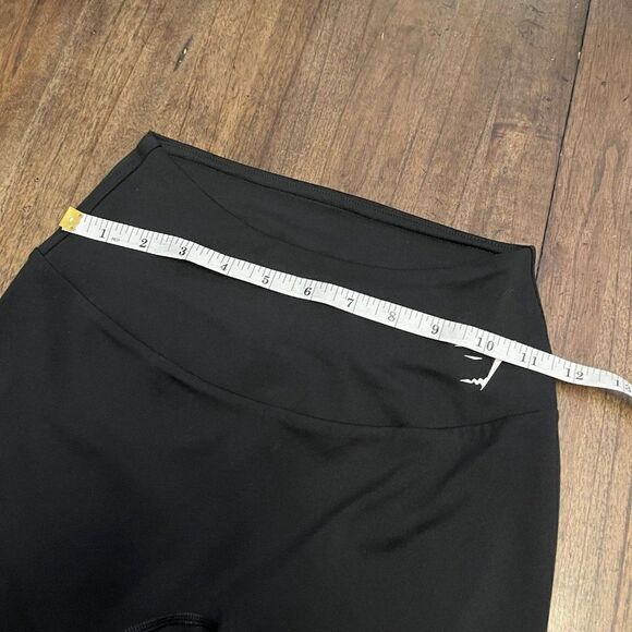 Gymshark Black Cropped Leggings - Picture 6 of 9